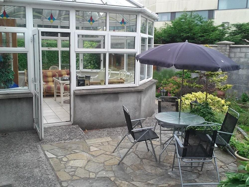 Hazelbrook Bed & Breakfast
